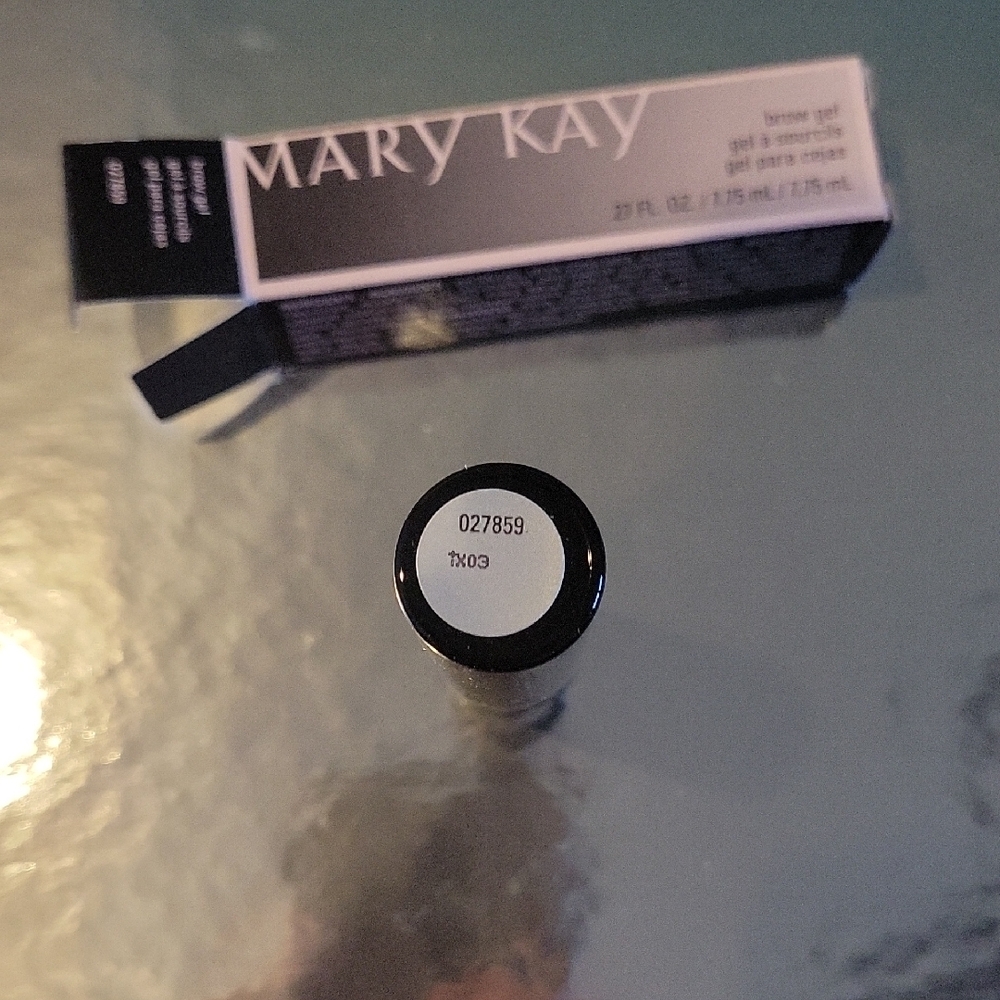 Mary Kay Brow Gel - Picture 4 of 4